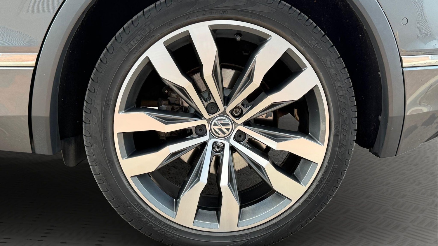 Used Volkswagen Tiguan 2017 for sale - 76737993: Photo 32