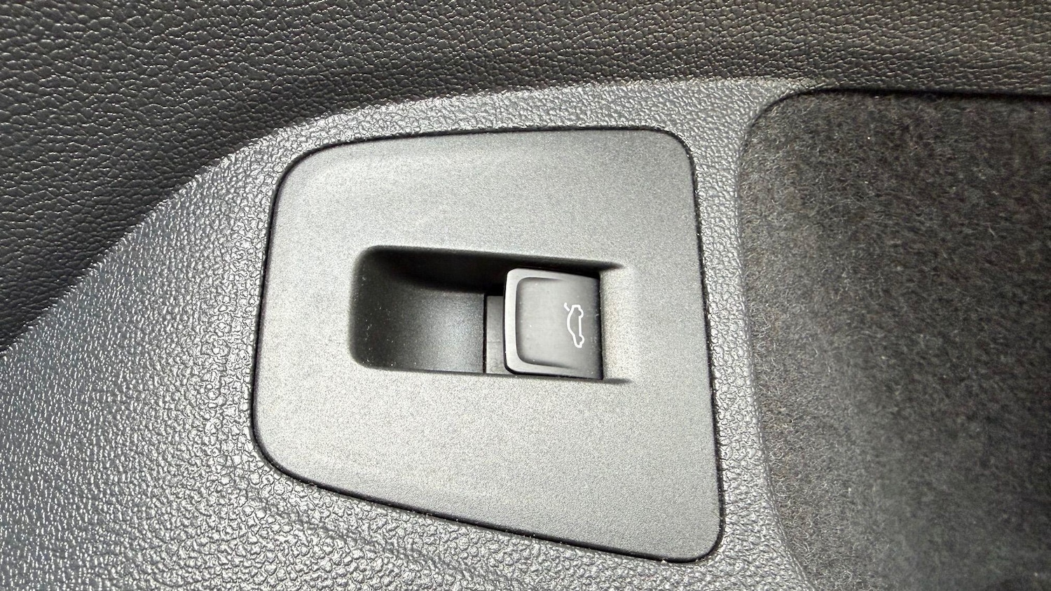 Used Volkswagen Tiguan 2017 for sale - 76737993: Photo 39