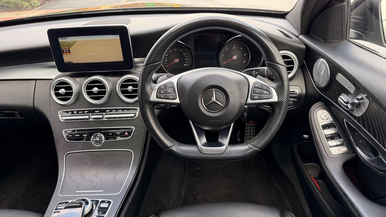 Used Mercedes-Benz C Class 2017 for sale - 77441214: Photo 4