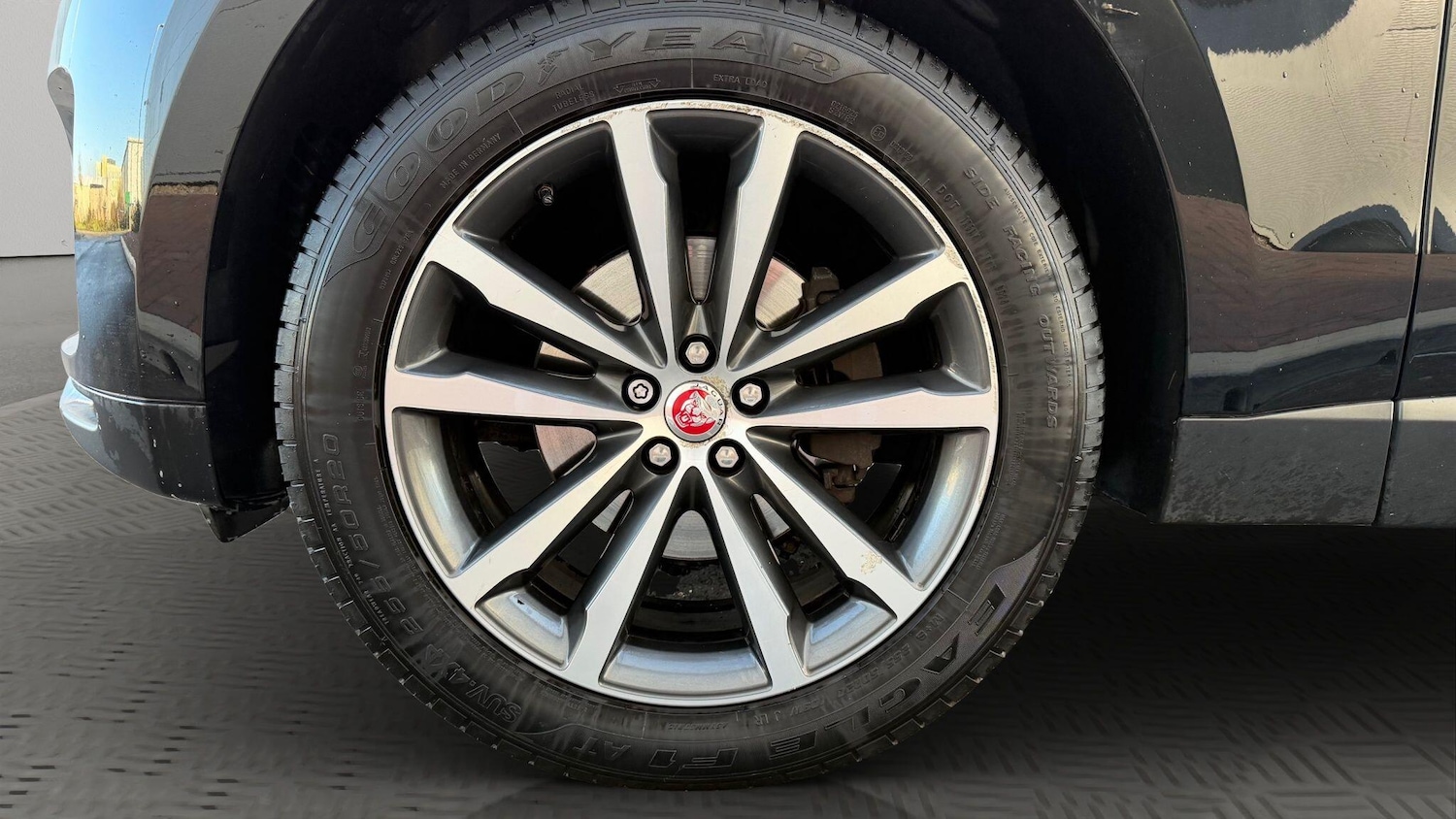 Used Jaguar F-Pace 2017 for sale - 76742914: Photo 31