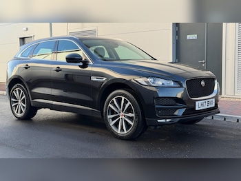 Used Jaguar F-Pace 2017 for sale - 76742914: Photo