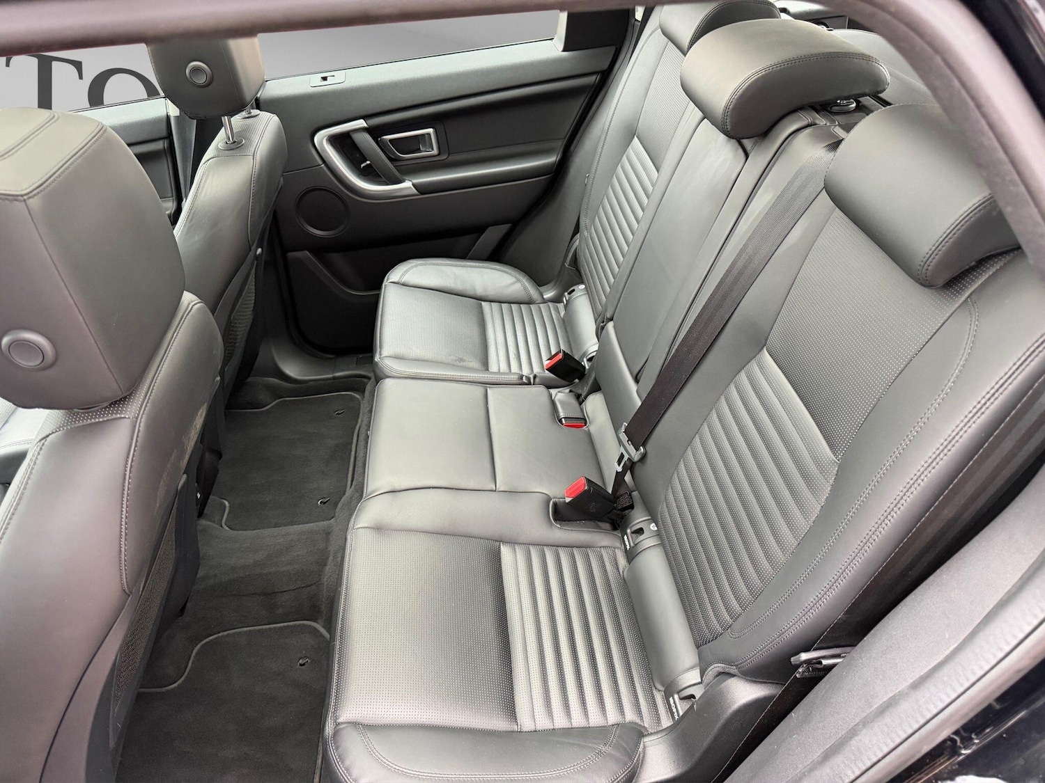 Used Land Rover Discovery Sport for sale - 76997458: Photo 27