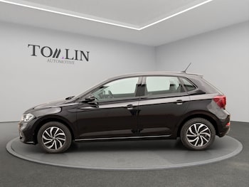 Used Volkswagen Polo 2023 for sale - 77683828: Photo