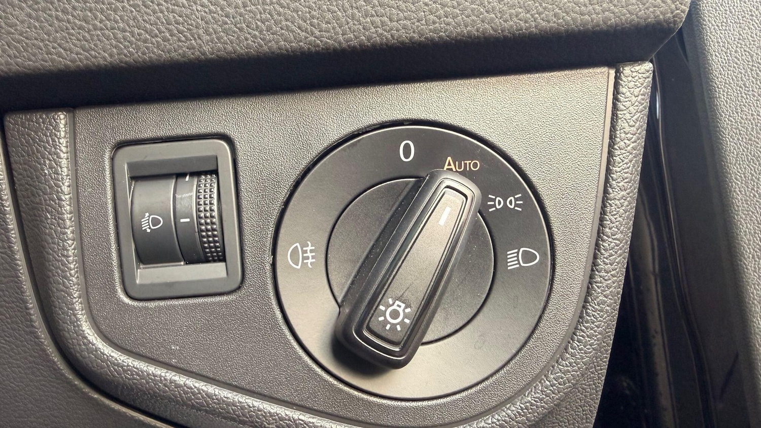 Used Volkswagen Polo 2023 for sale - 77683828: Photo 32