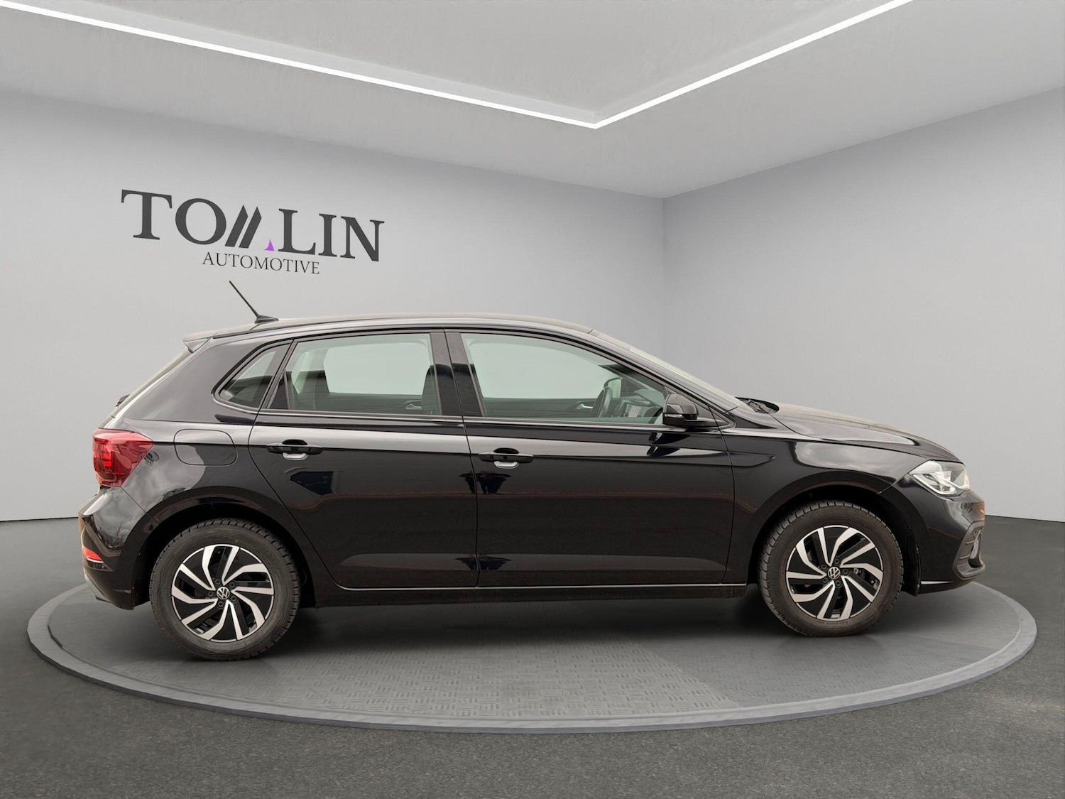 Used Volkswagen Polo 2023 for sale - 77683828: Photo 9