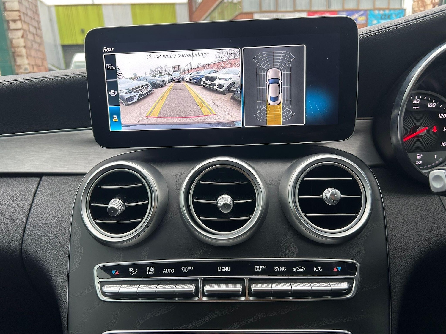 Used Mercedes-Benz C Class 2021 for sale - 77597618: Photo 12