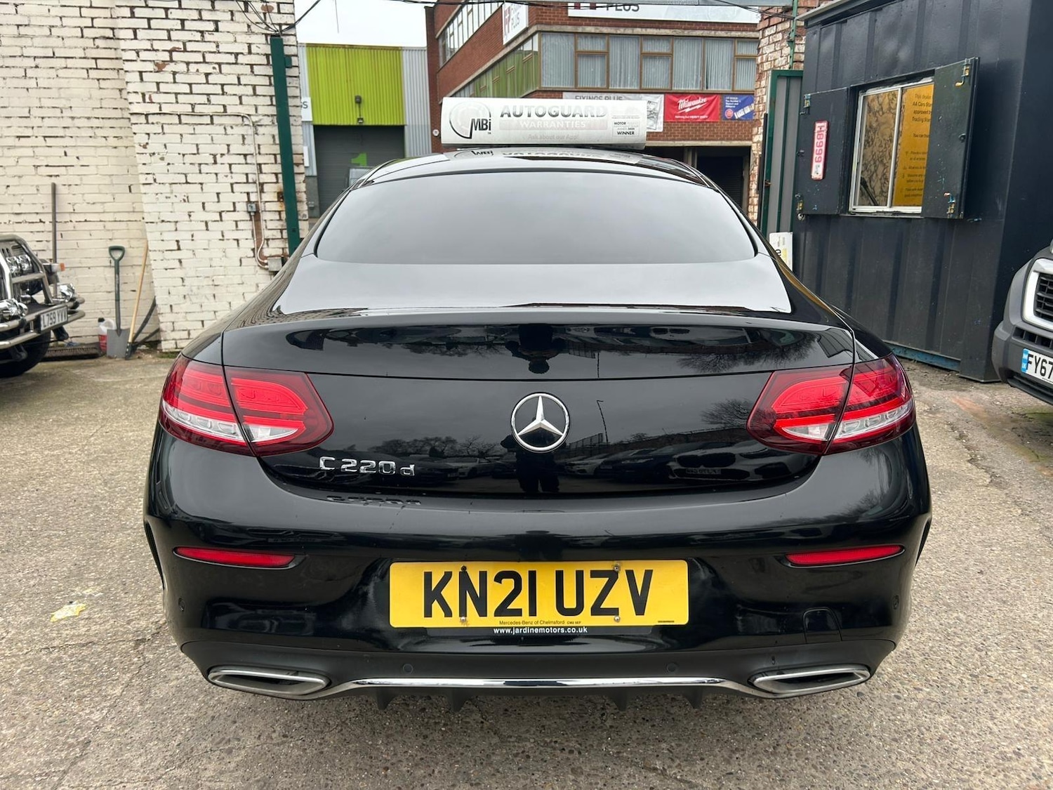 Used Mercedes-Benz C Class 2021 for sale - 77597618: Photo 8