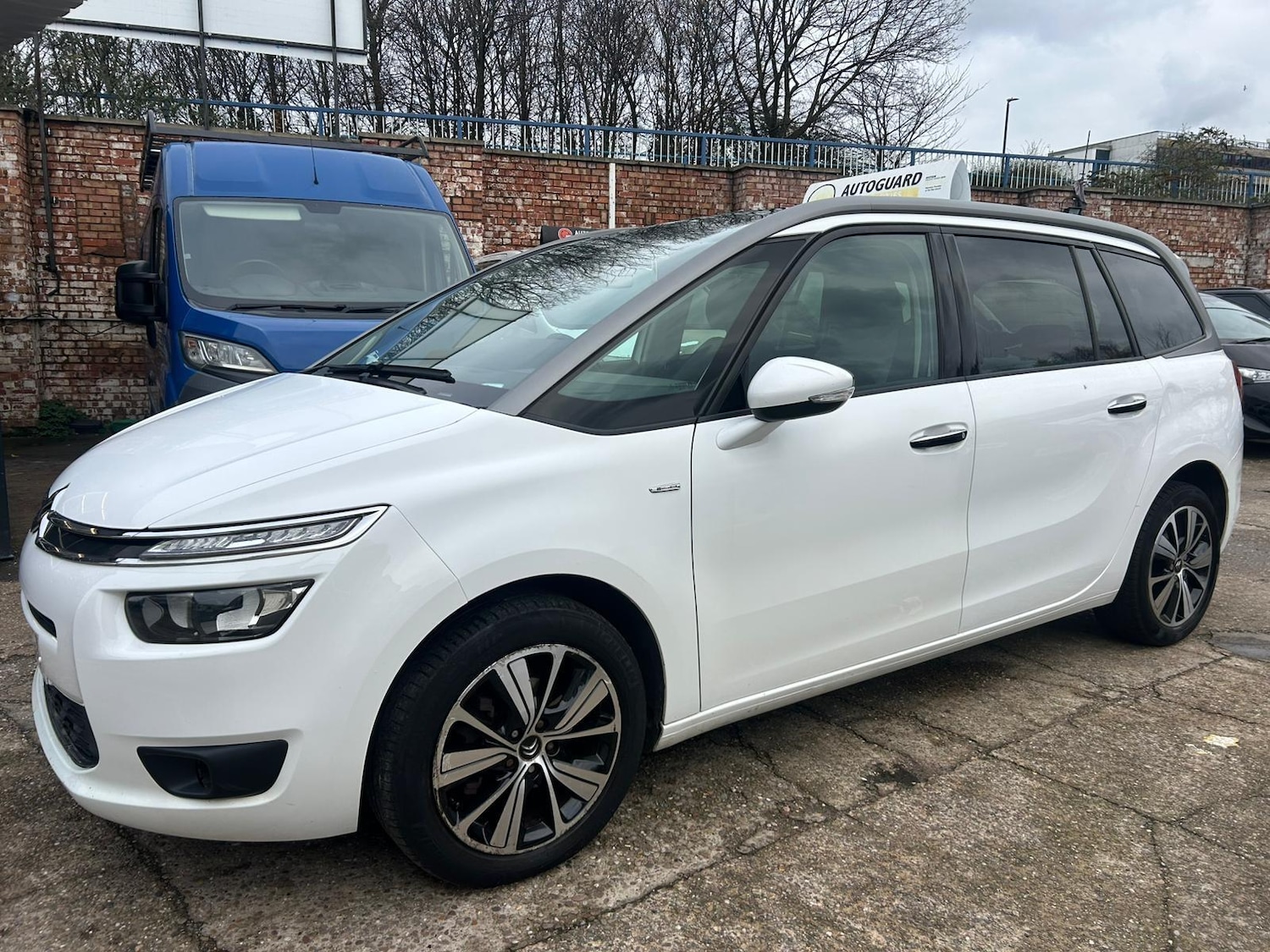 Used Citroen C4 Grand Picasso 2014 for sale - 76592615: Photo 3