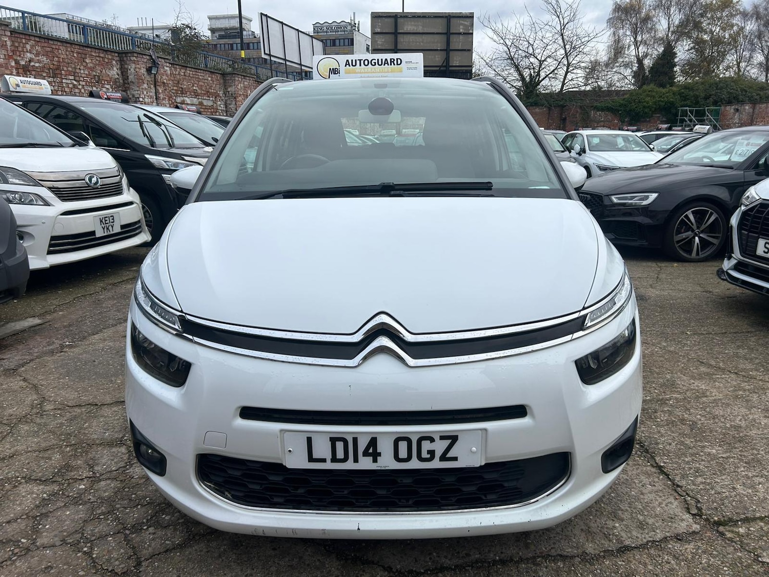 Used Citroen C4 Grand Picasso 2014 for sale - 76592615: Photo 6