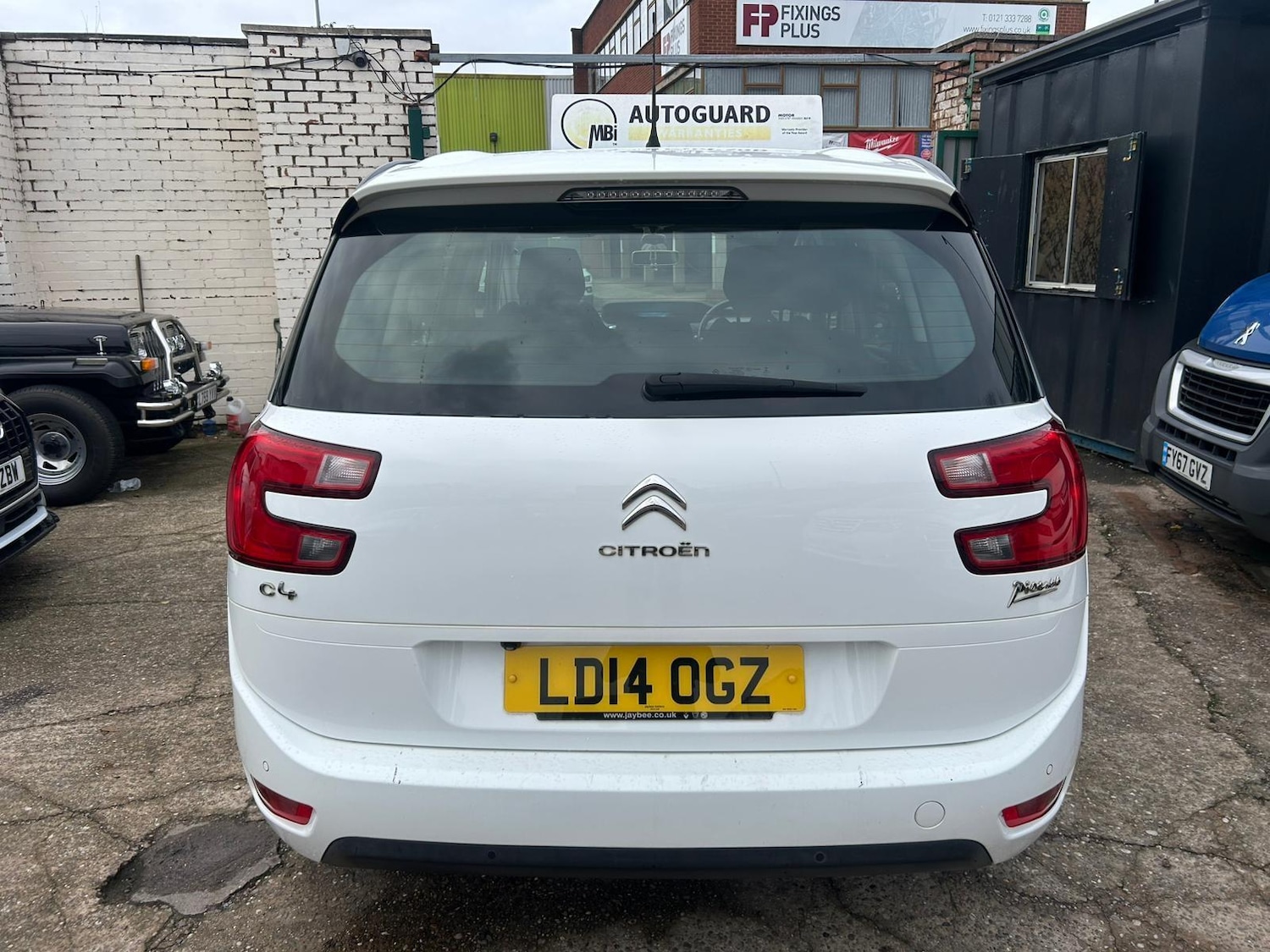 Used Citroen C4 Grand Picasso 2014 for sale - 76592615: Photo 8