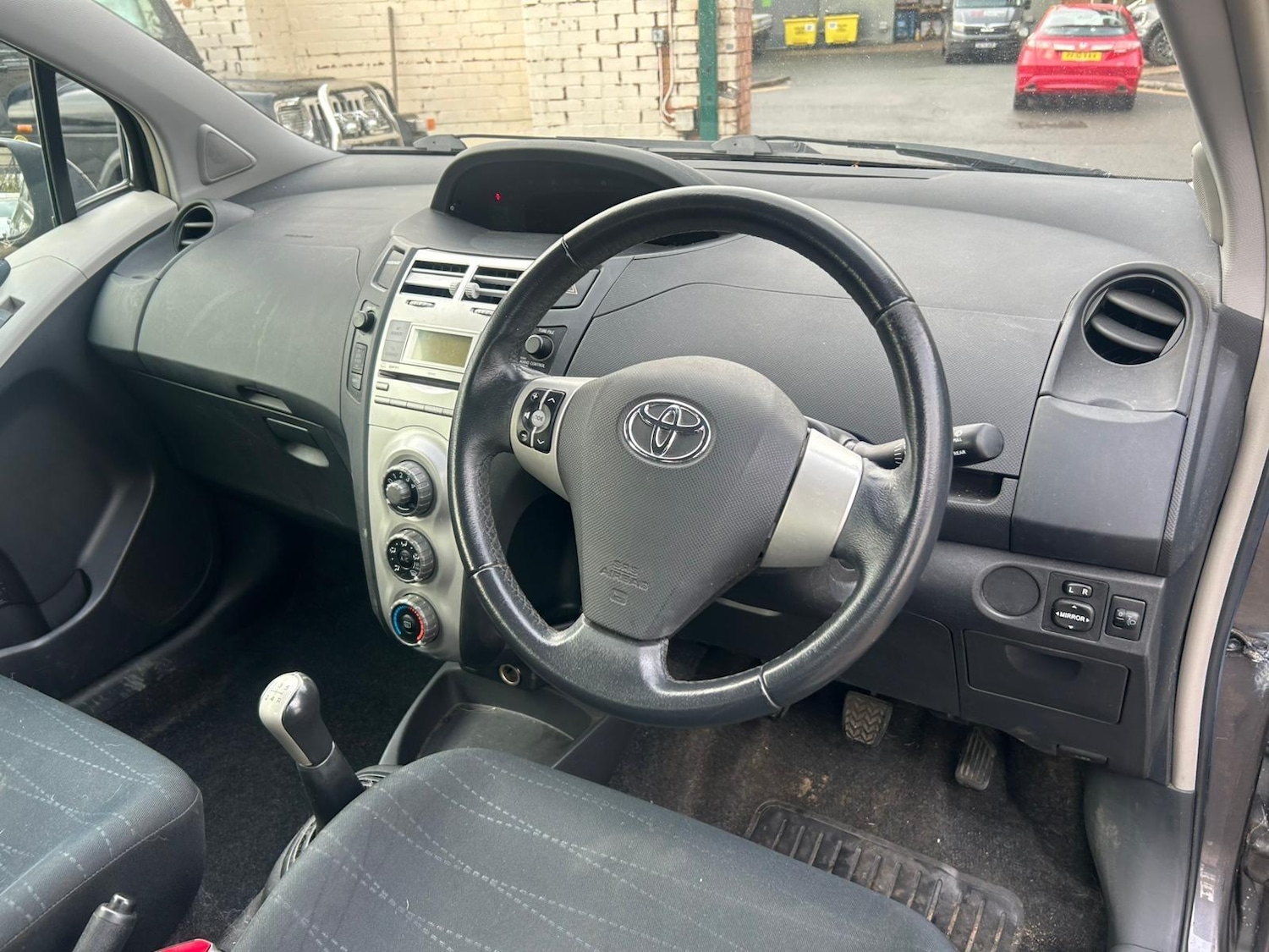 Used Toyota Yaris 2008 for sale - 76728390: Photo 10