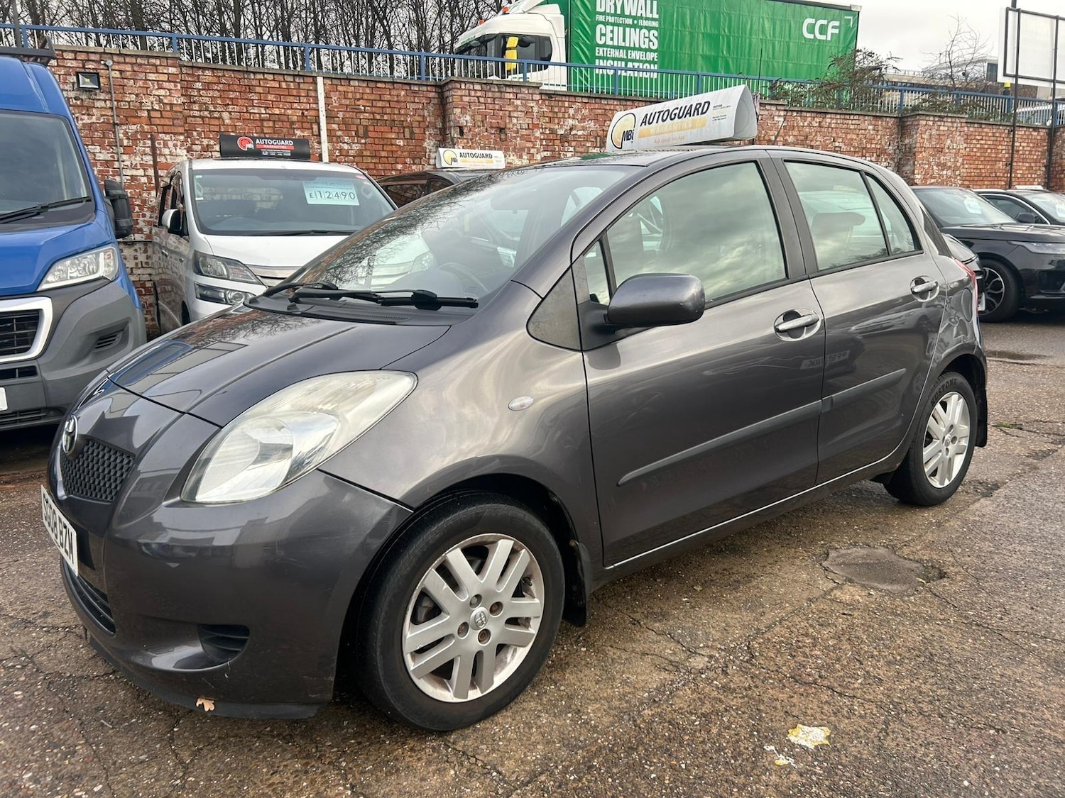 Used Toyota Yaris 2008 for sale - 76728390: Photo 3