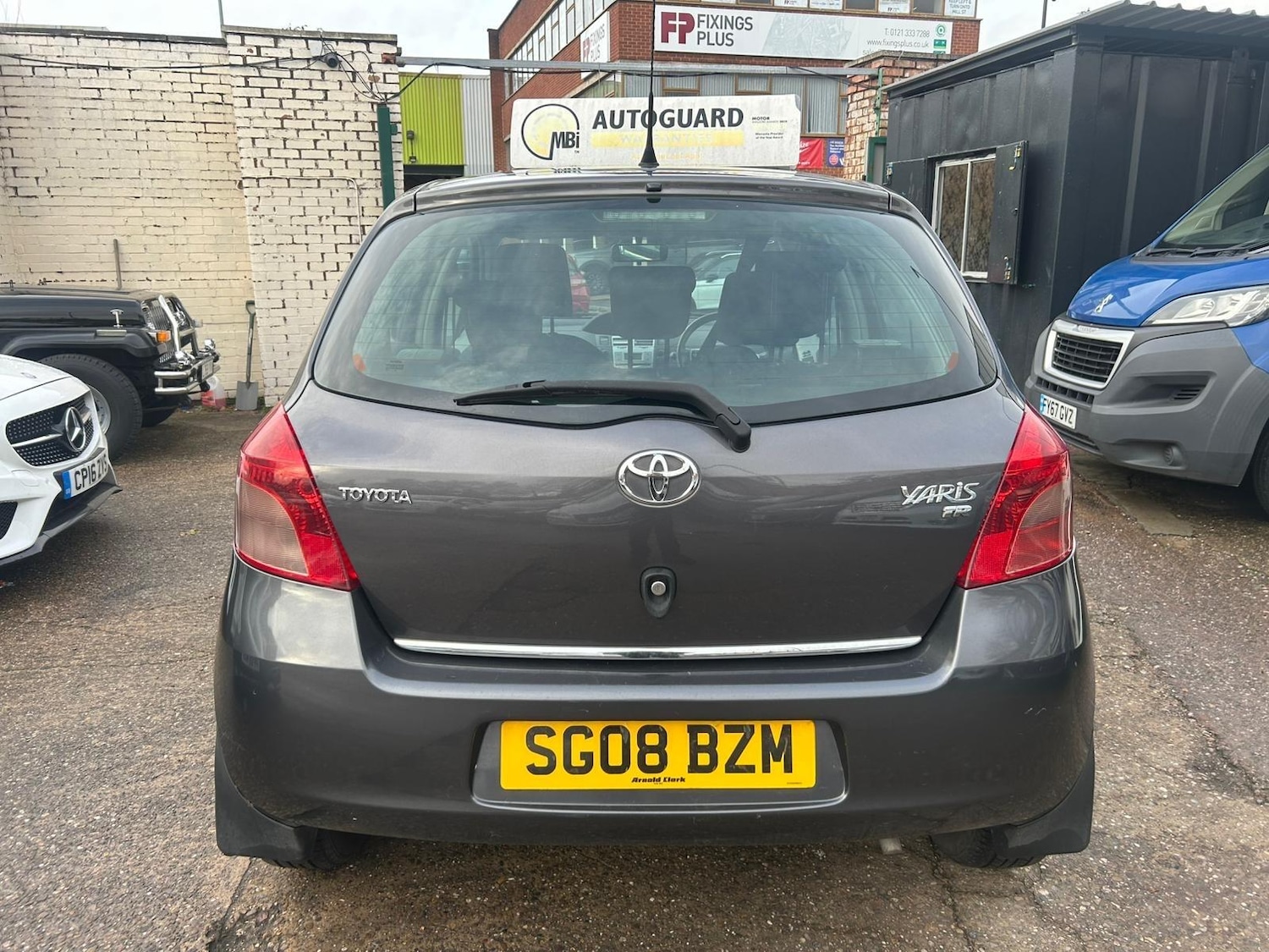 Used Toyota Yaris 2008 for sale - 76728390: Photo 8