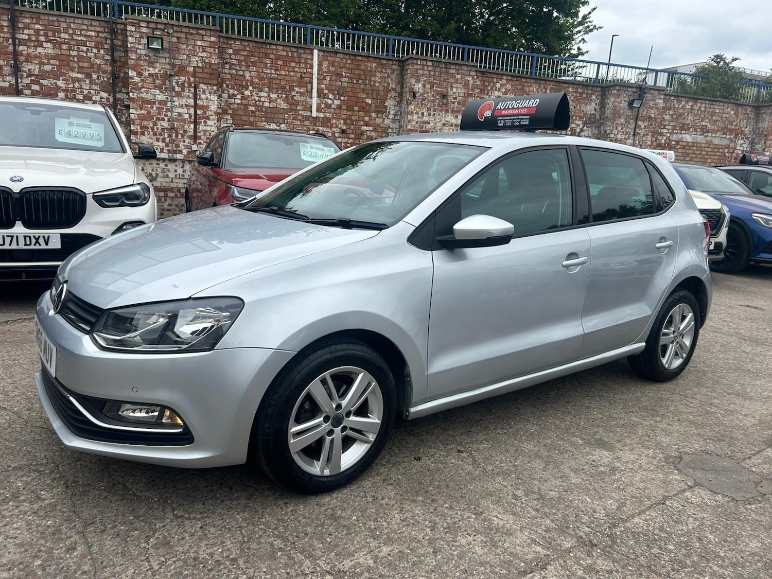 Used Volkswagen Polo 2016 for sale - 77290529: Photo 3
