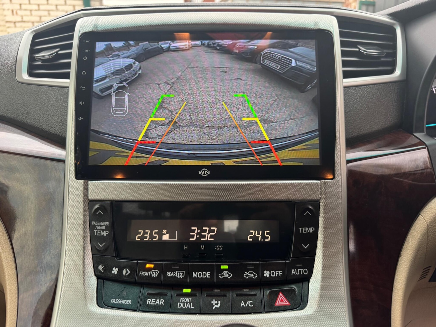 Used Toyota Vellfire 2025 for sale - 76306610: Photo 11