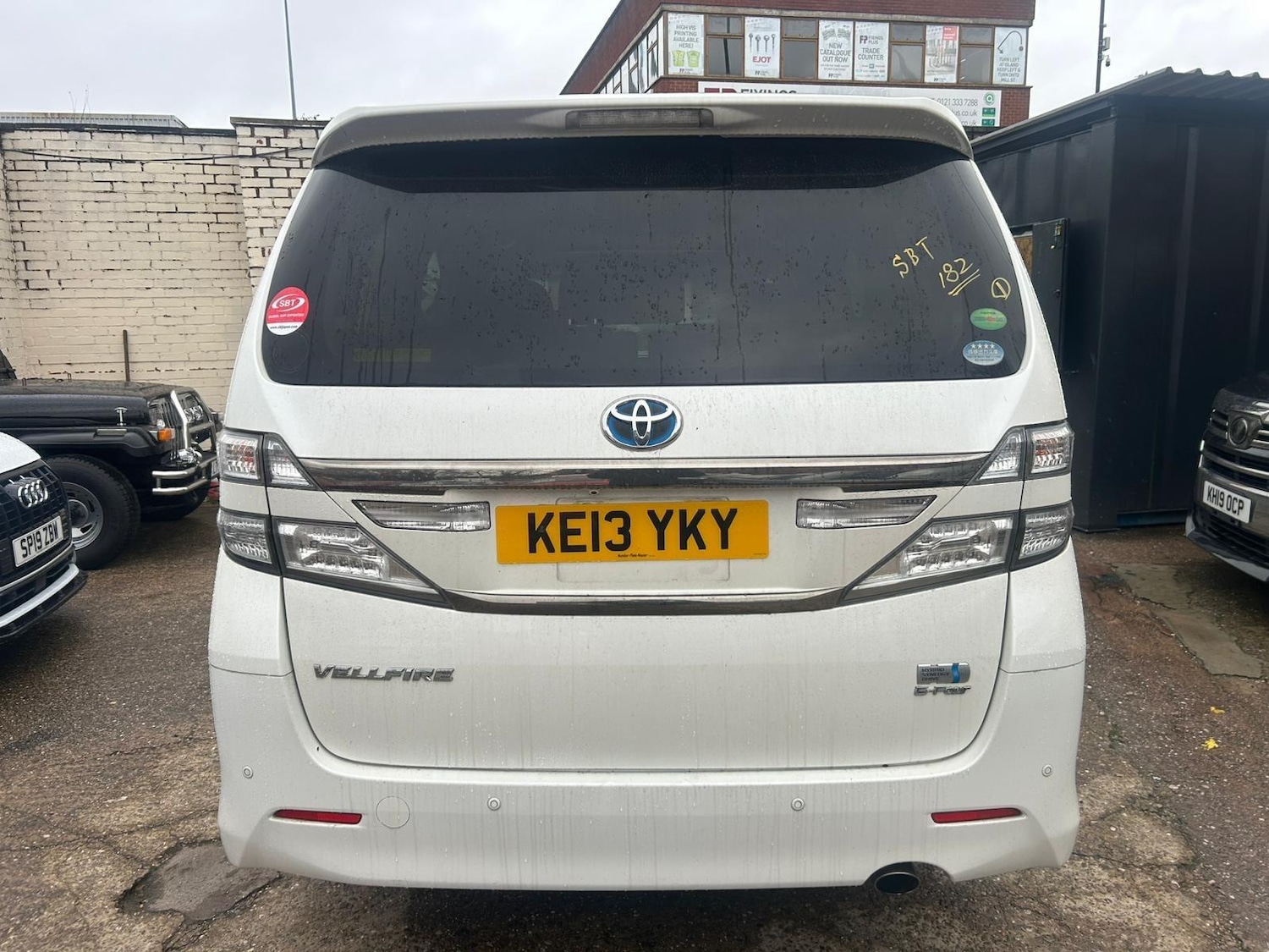 Used Toyota Vellfire for sale - 76549318: Photo 8