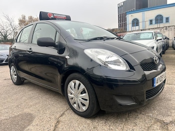 Used Toyota Yaris 2009 for sale - 76472132: Photo