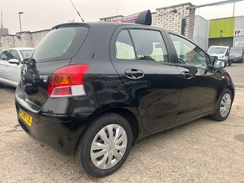 Used Toyota Yaris 2009 for sale - 76472132: Photo