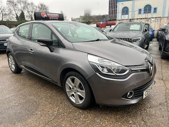 Used Renault Clio 2015 for sale - 77479145: Photo