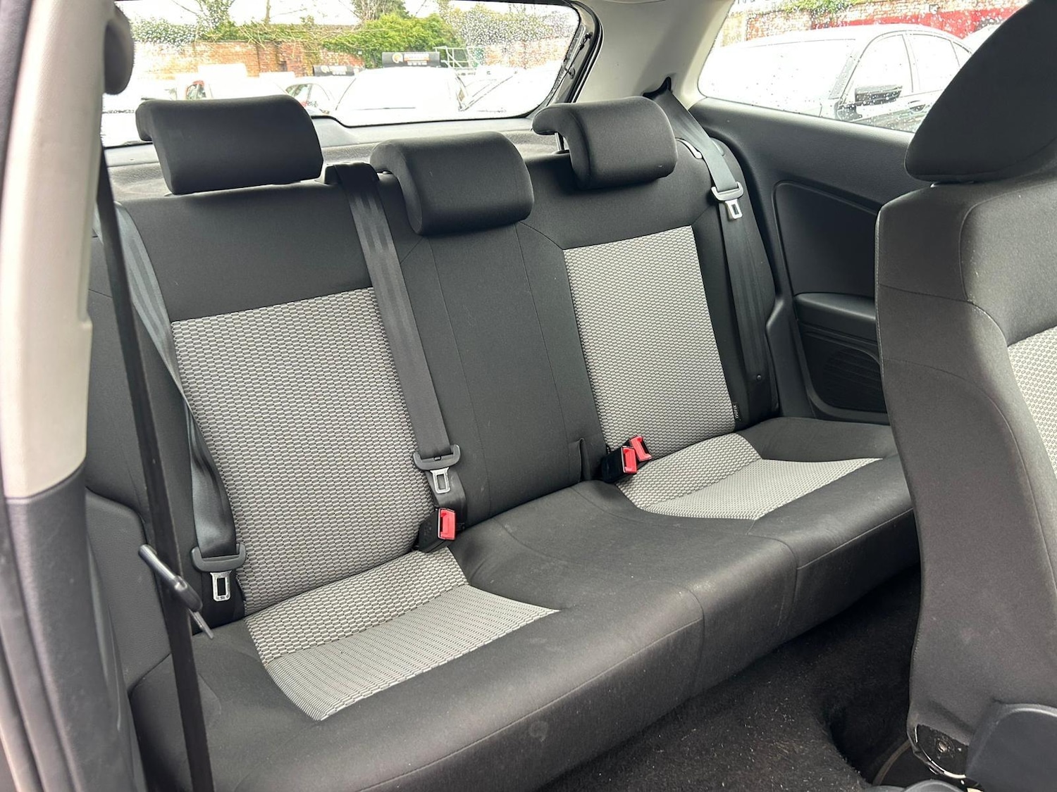 Used Volkswagen Polo 2013 for sale - 77853873: Photo 11