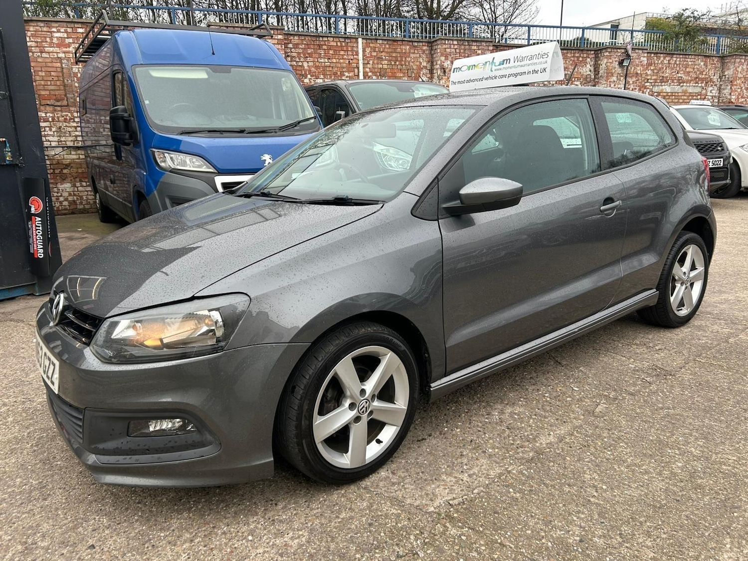 Used Volkswagen Polo 2013 for sale - 77853873: Photo 3