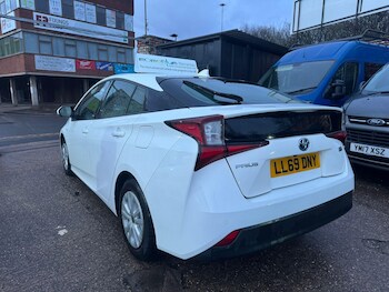 Used Toyota Prius 2019 for sale - 77479483: Photo