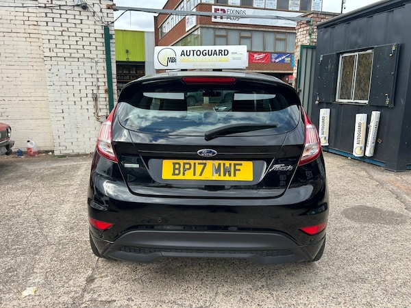 Used Ford Fiesta 2017 for sale - 76239310: Photo 8