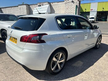 Used Peugeot 308 2018 for sale - 78448144: Photo