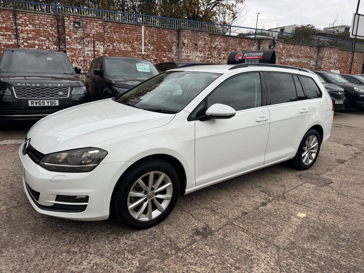 Used Volkswagen Golf 2024 for sale - 77633283: Photo 3