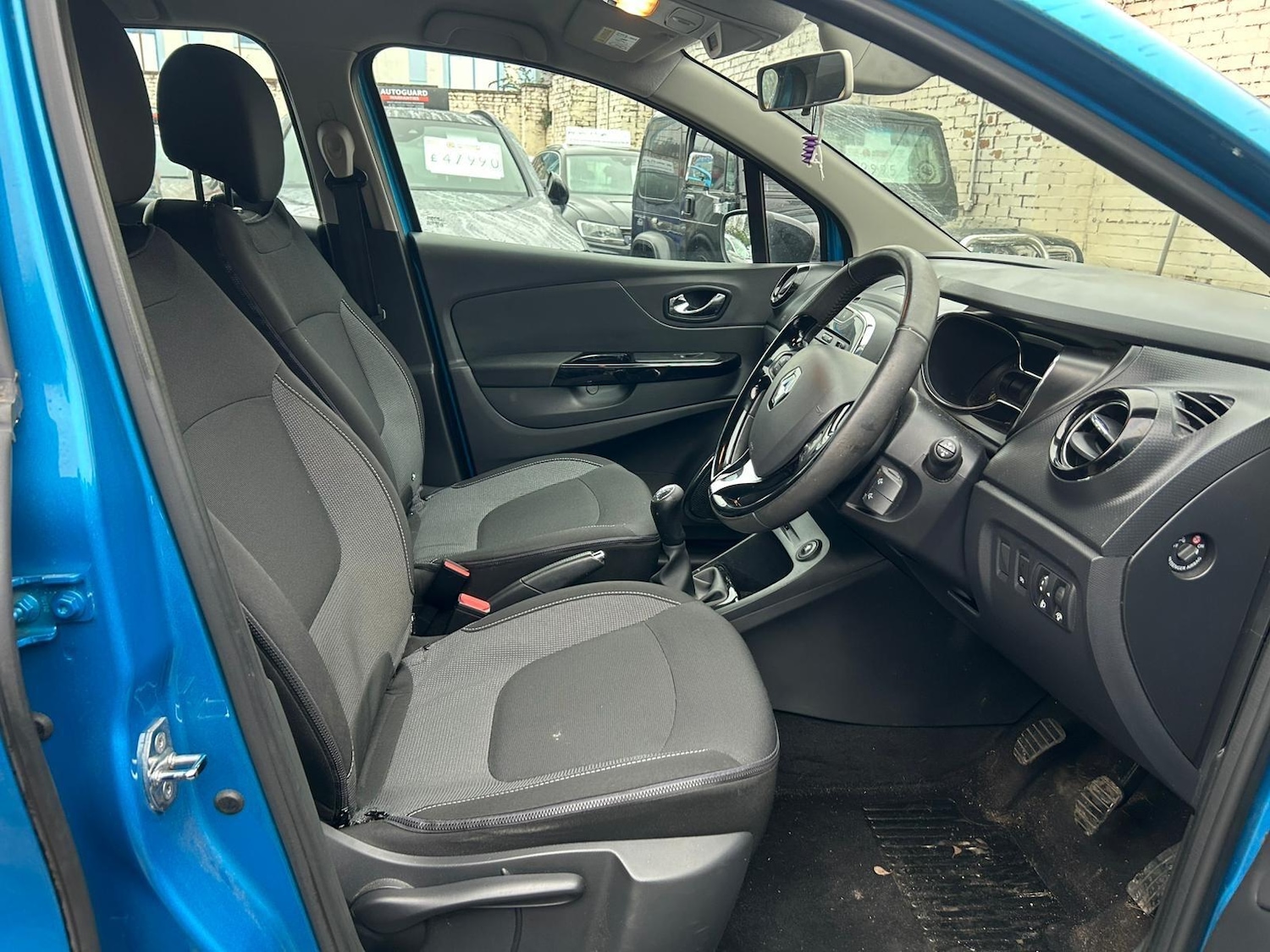 Used Renault Captur 2016 for sale - 77119660: Photo 10