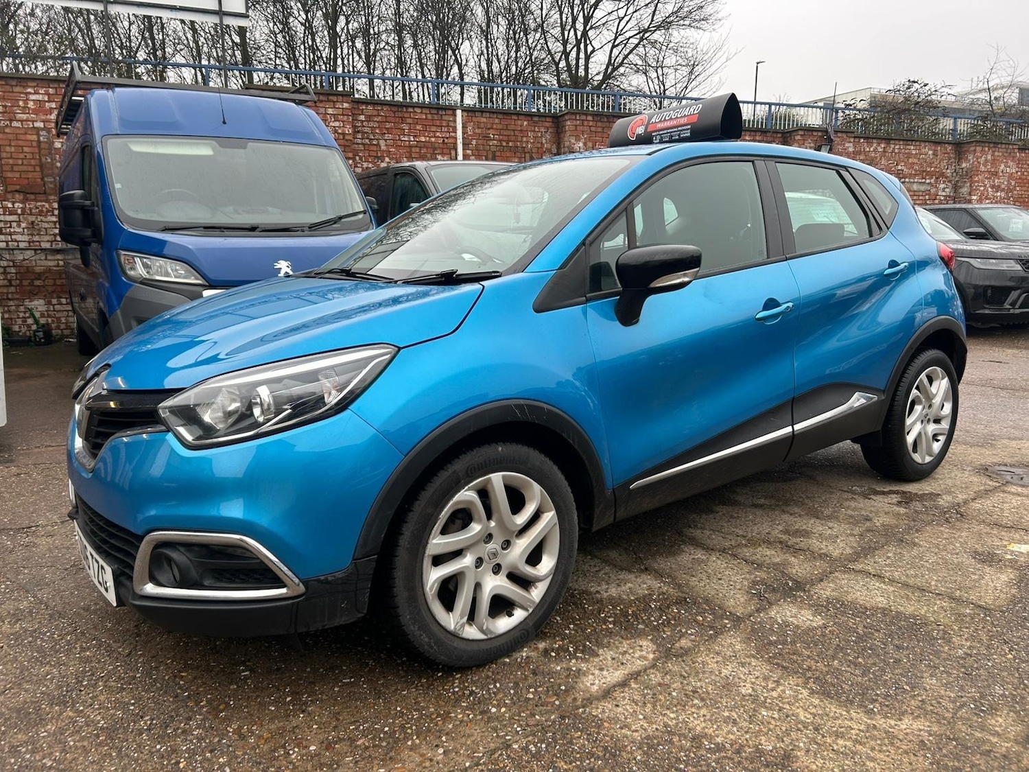 Used Renault Captur 2016 for sale - 77119660: Photo 3