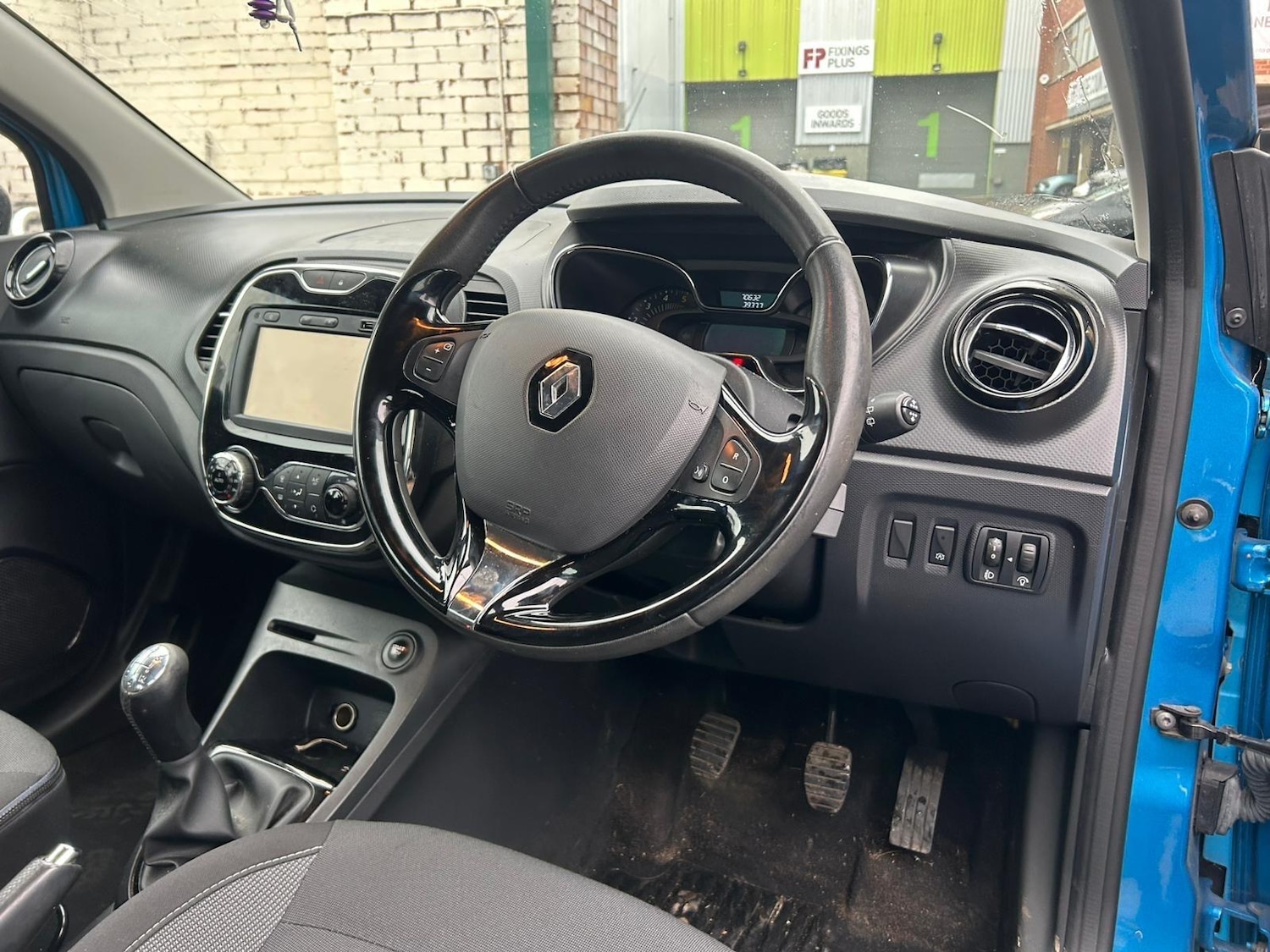 Used Renault Captur 2016 for sale - 77119660: Photo 9