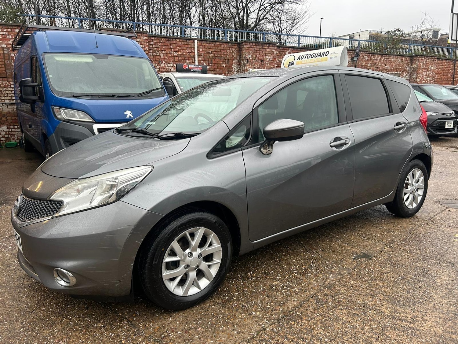 Used Nissan Note 2014 for sale - 76592903: Photo 2