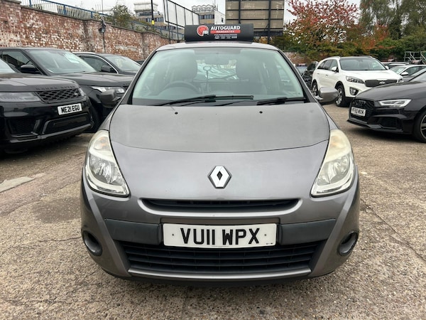 Used Renault Clio 2011 for sale - 76247532: Photo 5