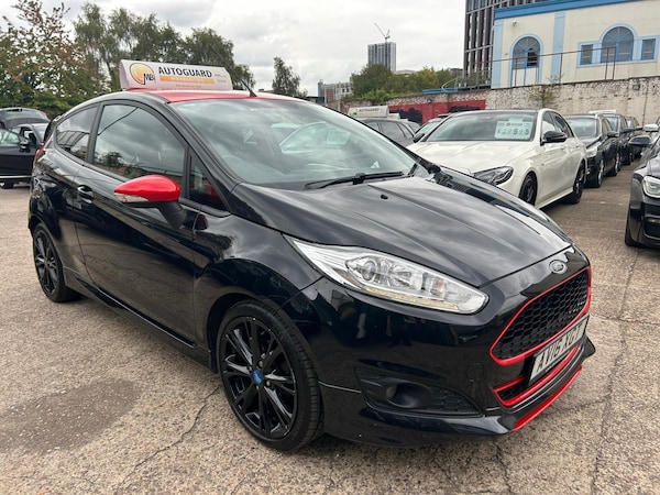 Used Ford Fiesta 2016 for sale - 76071626: Photo 1