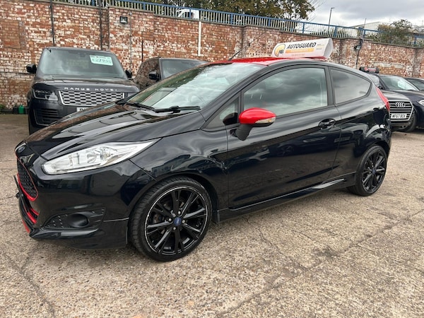 Used Ford Fiesta 2016 for sale - 76071626: Photo 3