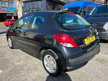 Used Peugeot 207 2011 for sale - 77882295: Photo
