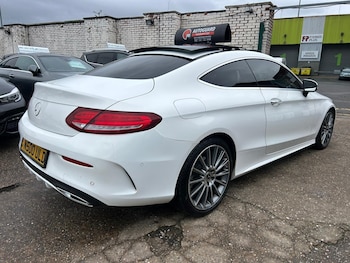 Used Mercedes-Benz C Class 2017 for sale - 77671628: Photo