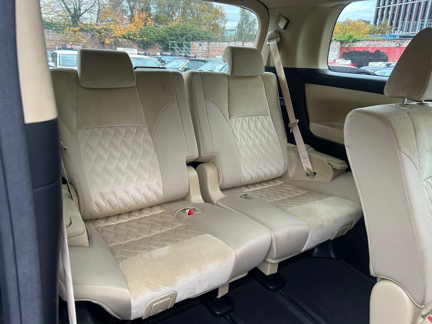 Used Toyota Vellfire 2025 for sale - 76996143: Photo 14