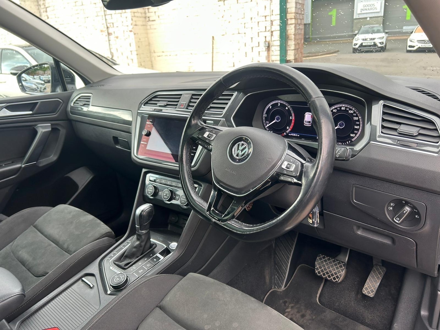 Used Volkswagen Tiguan Allspace 2018 for sale - 75884411: Photo 10