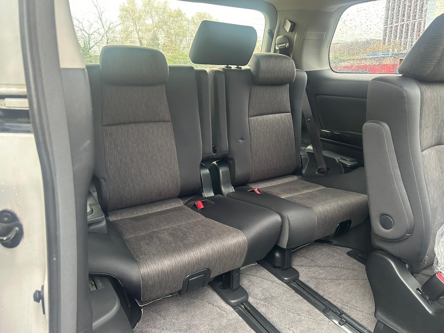 Used Toyota Vellfire for sale - 76990020: Photo 15