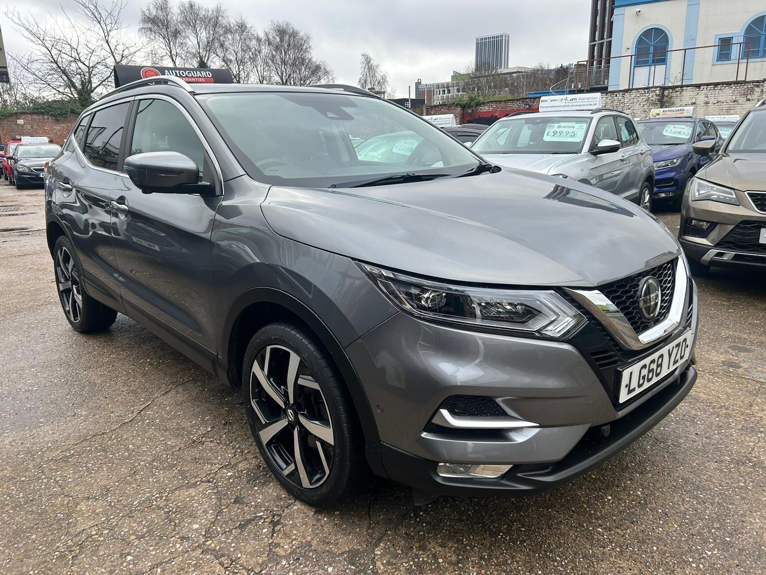 Used Nissan Qashqai 2018 for sale - 77978008: Photo 1