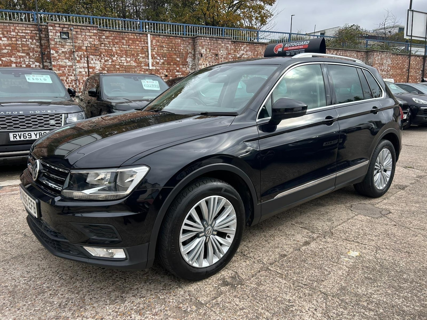 Used Volkswagen Tiguan 2016 for sale - 76239679: Photo 3