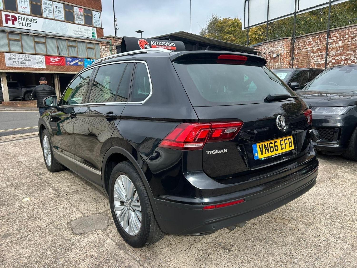 Used Volkswagen Tiguan 2016 for sale - 76239679: Photo 5