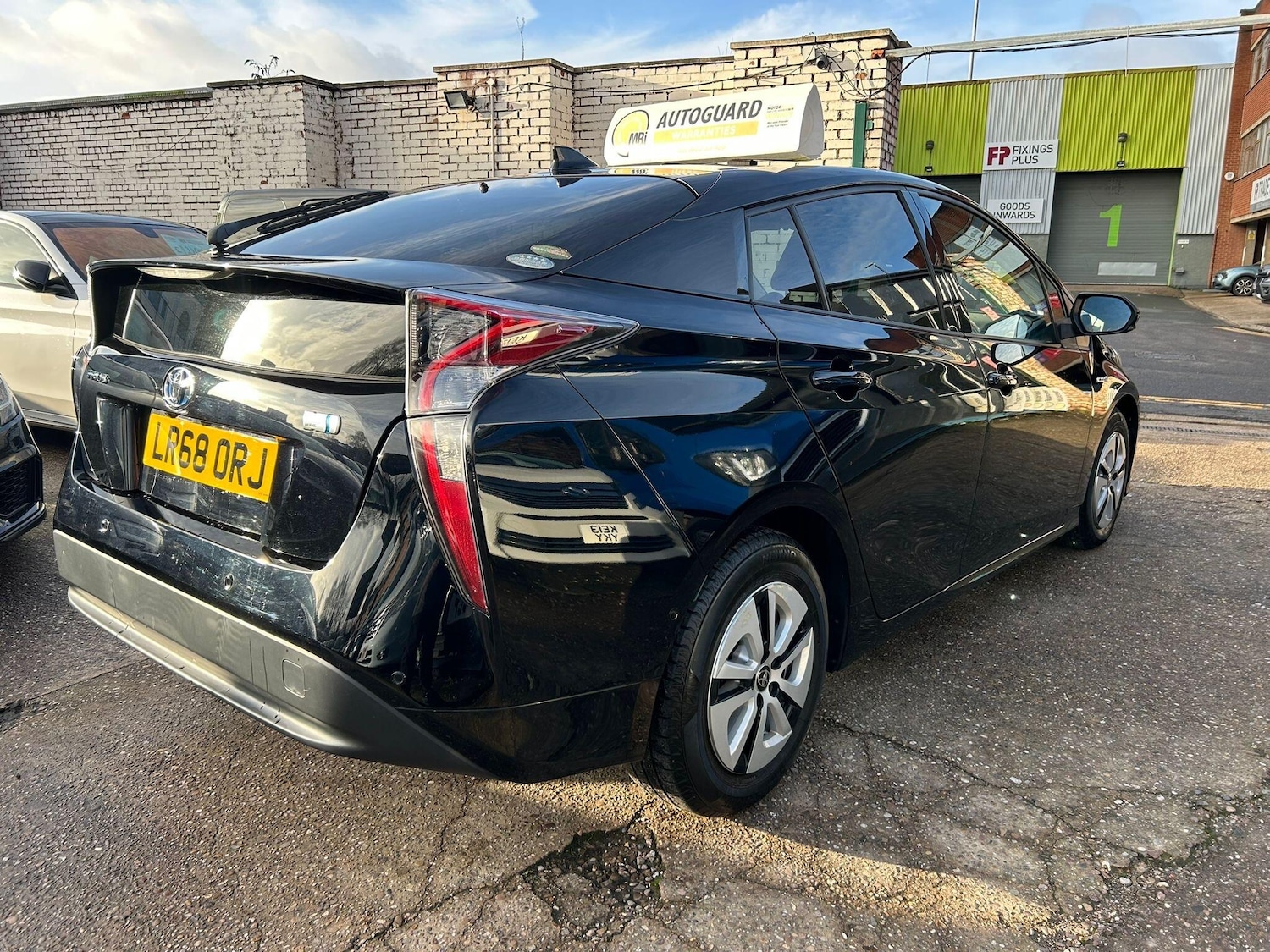 Used Toyota Prius for sale - 76988760: Photo 5