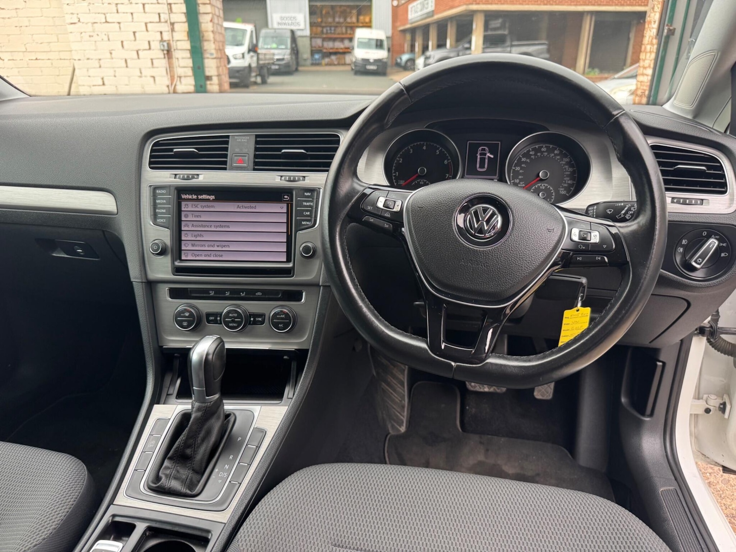 Used Volkswagen Golf 2024 for sale - 76269767: Photo 10