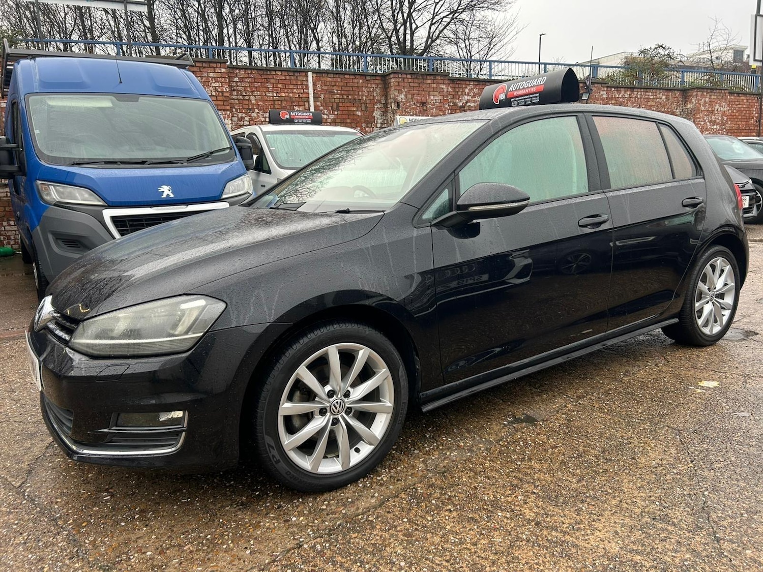 Used Volkswagen Golf for sale - 76990677: Photo 3