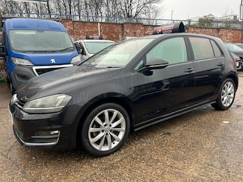 Used Volkswagen Golf 2014 for sale - 76990677: Photo