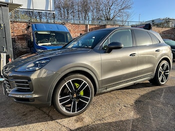 Used Porsche Cayenne 2021 for sale - 76727700: Photo