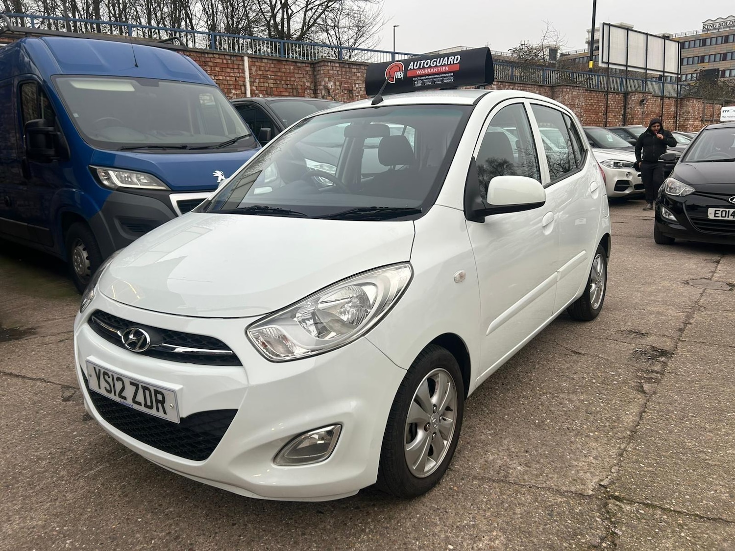 Used Hyundai i10 2012 for sale - 77586007: Photo 3